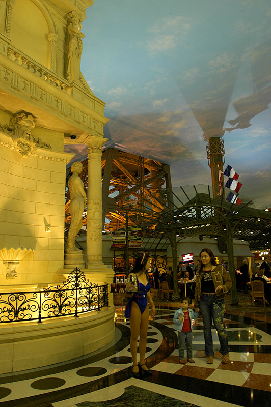 _DSC2771-1a Paris Las Vegas.jpg