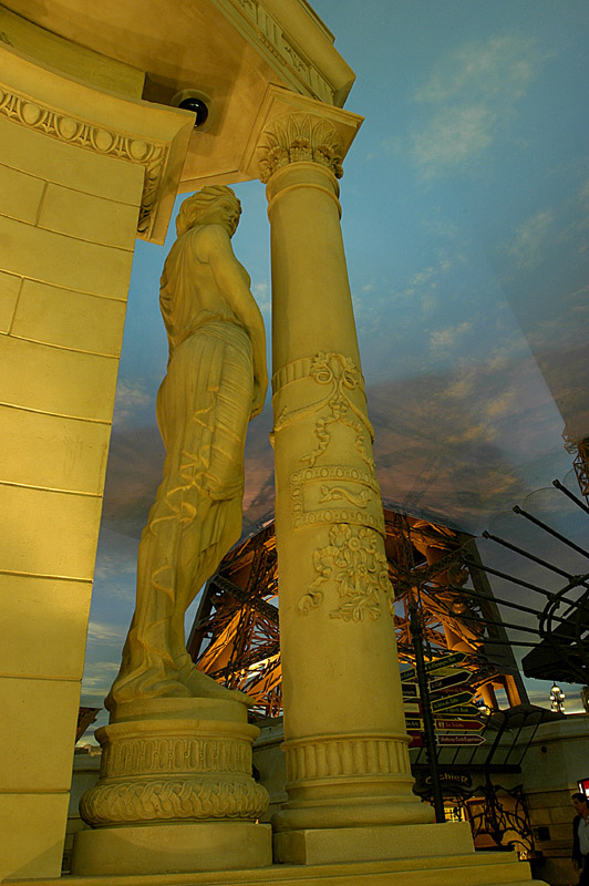 _DSC2772-1a Paris Las Vegas.jpg