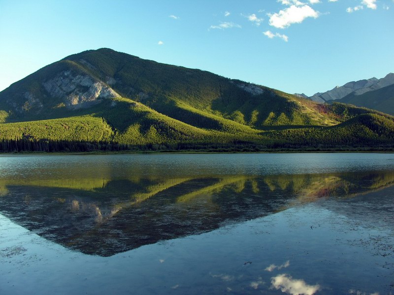 Vermilion Lakes 2nd.jpg