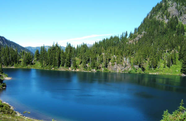 Mazama Lake.jpg